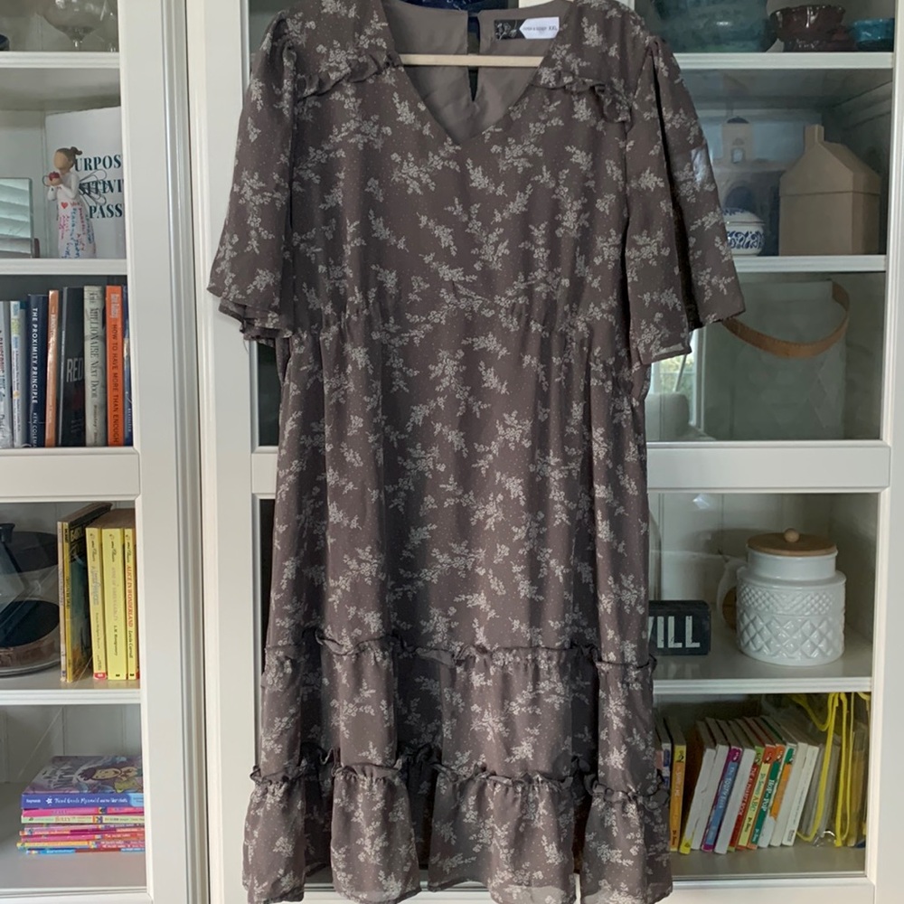 flowy dress